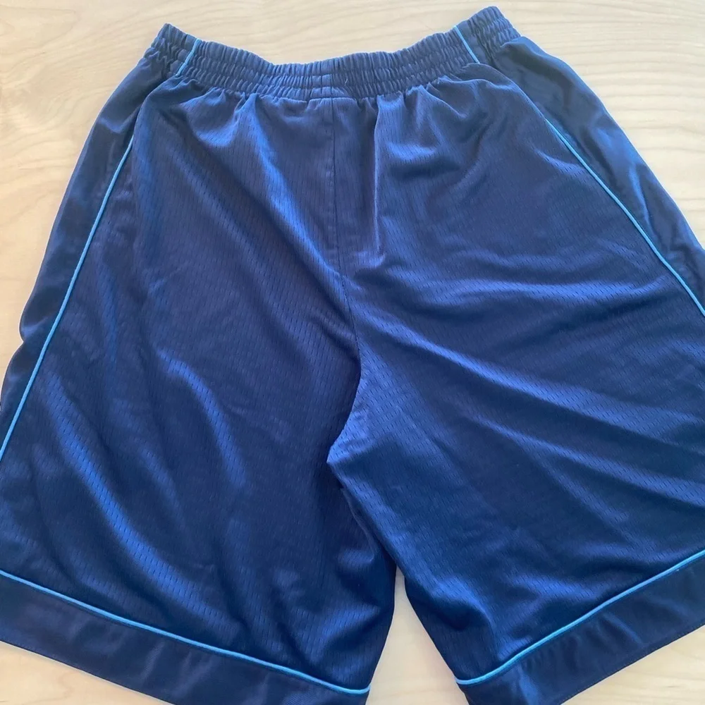 Bugle Boy Sports Shorts size Large (CK)